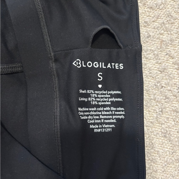 Blogilates Workout Top - Picture 3 of 3